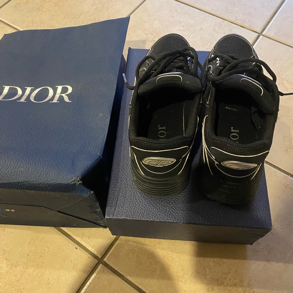 Dior B30